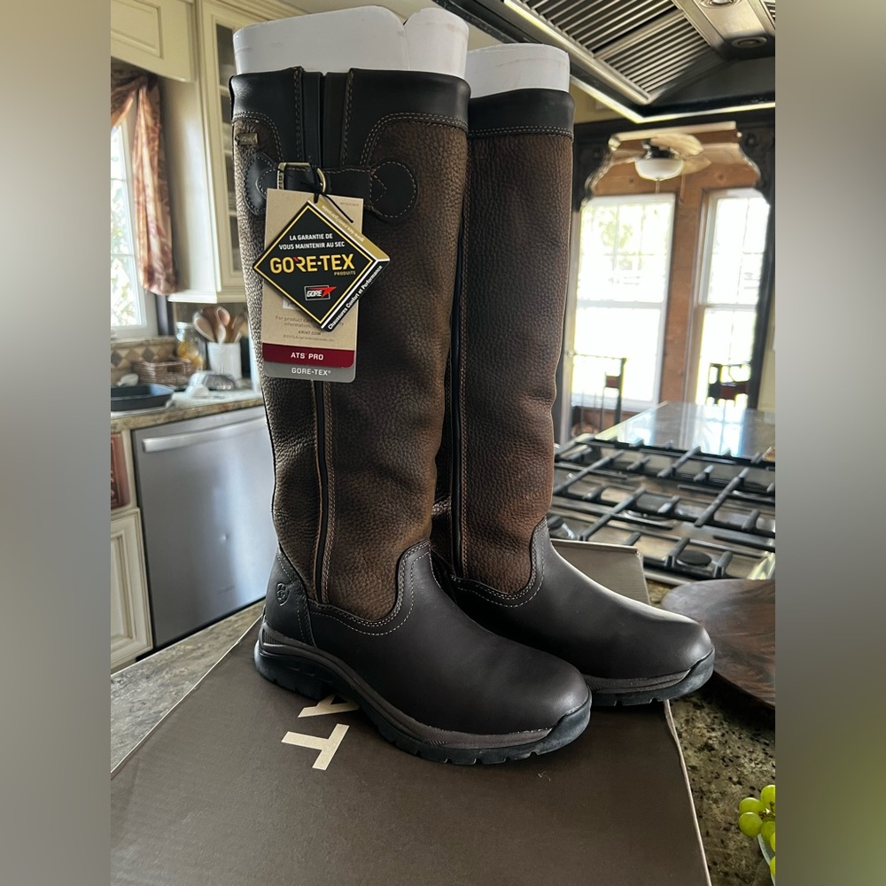 Ariat Belford GTX Women’s boot size 8